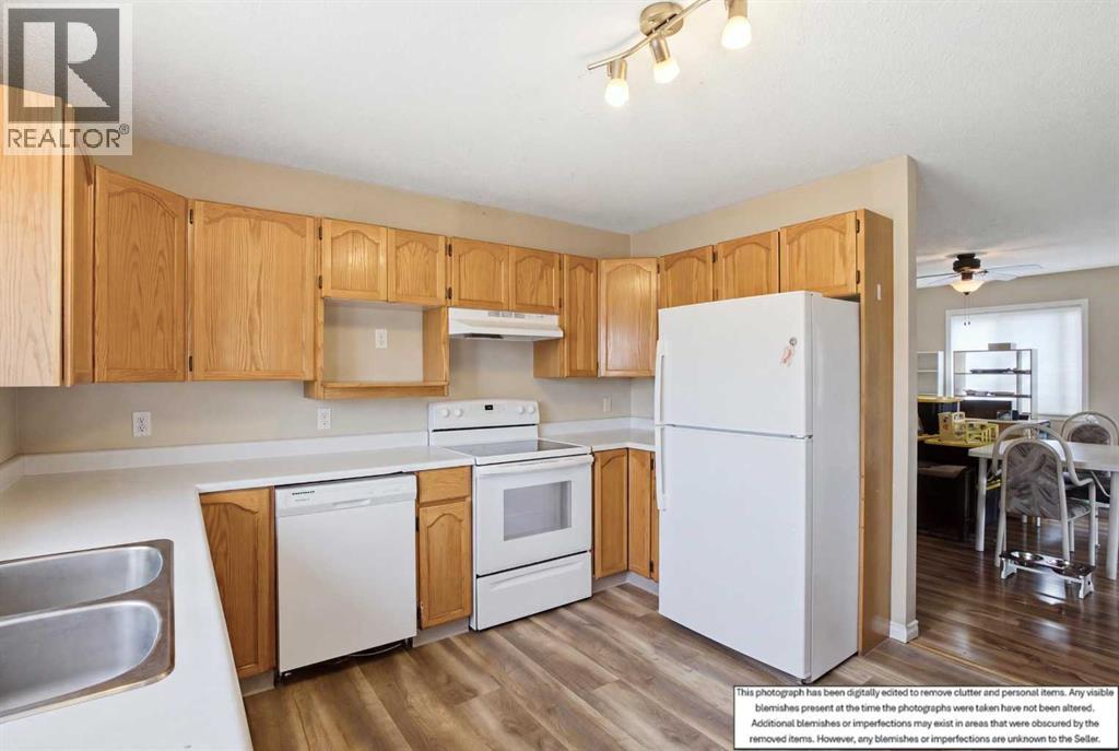 10613 91A Street - Image 10