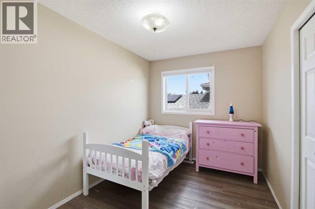 10613 91A Street - Image 19