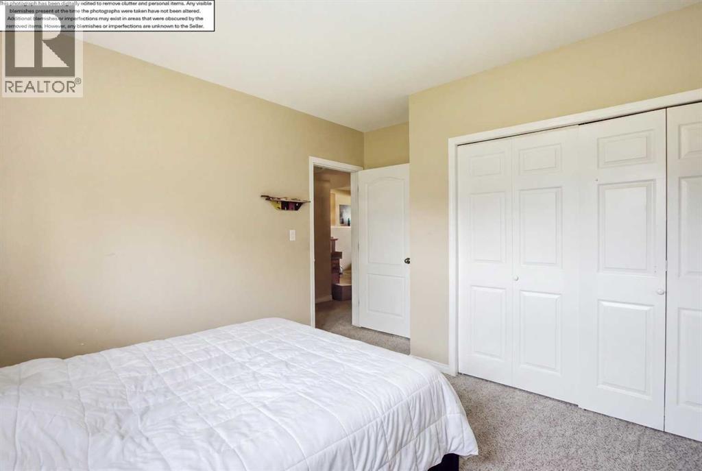 10613 91A Street - 25