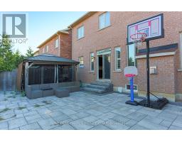 Main - 23 Durhamview Crescent, Whitchurch Stouffville, ON L4S1S4 Photo 13