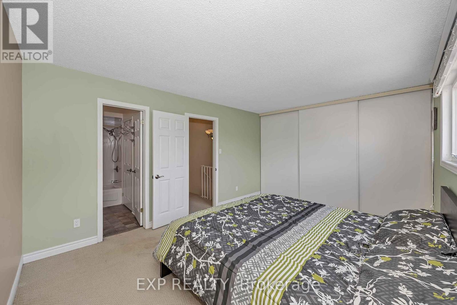 38 SUNDBACK LANE - 14