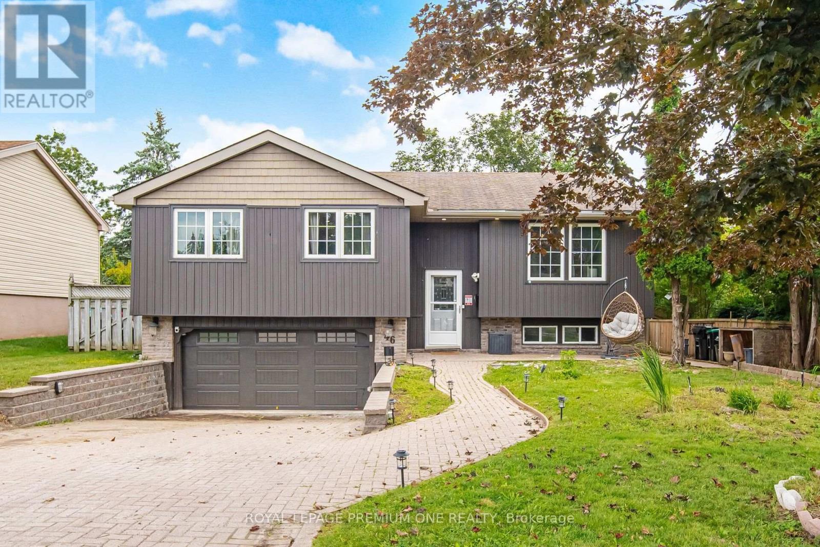 46 LILLIAN CRESCENT - 1