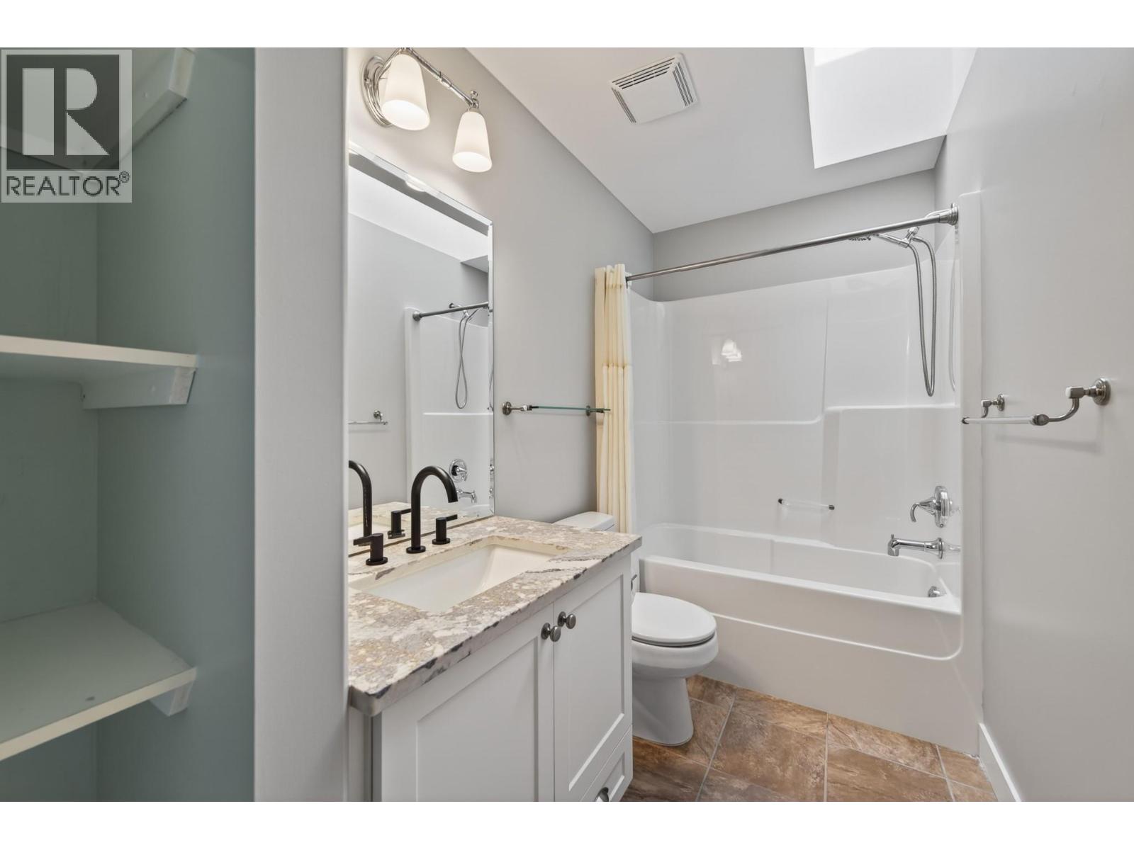 8929 Grizzly Crescent - 23