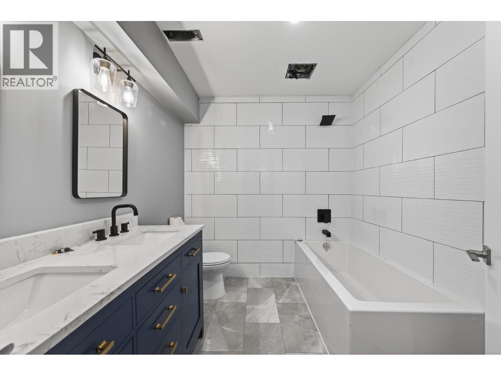 8929 Grizzly Crescent - 27