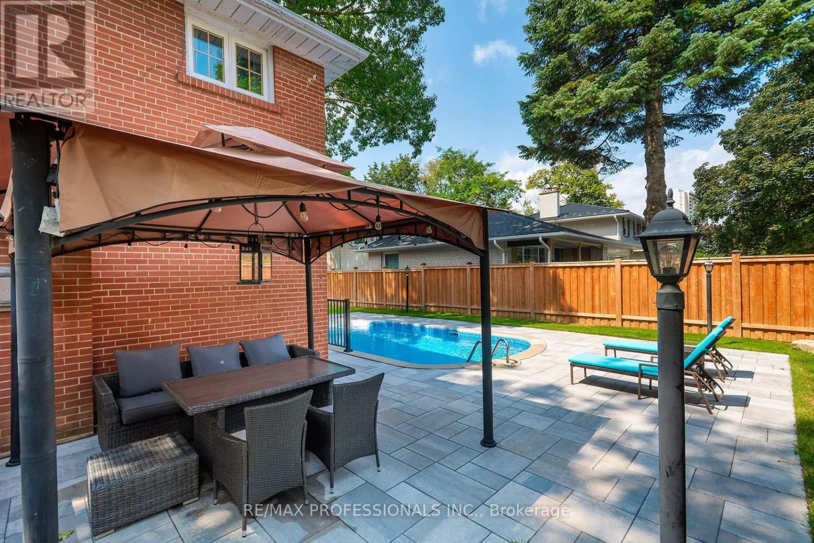 38 BOXWOOD ROAD - 37