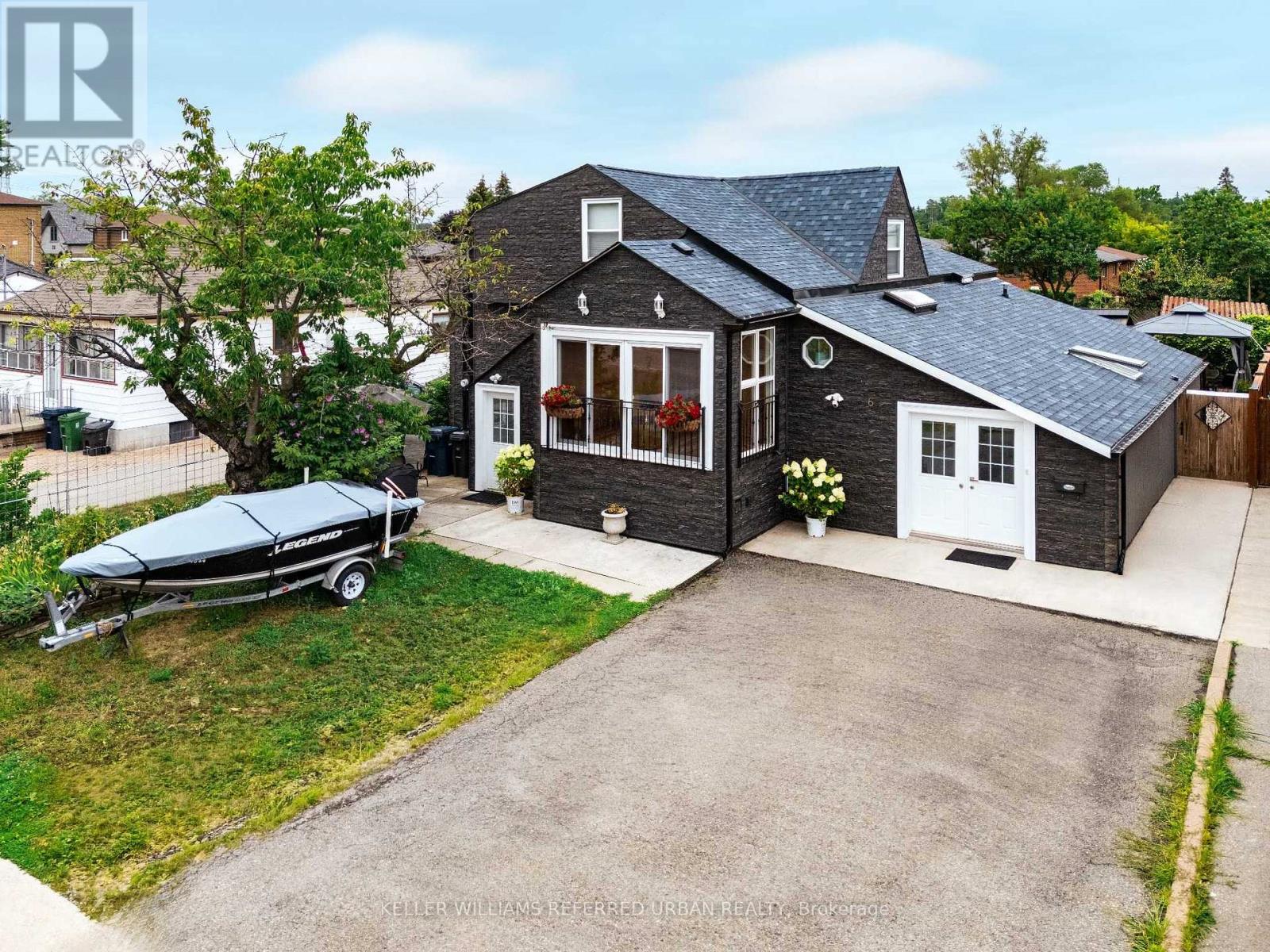 Photo of 6 Elmhurst Drive
