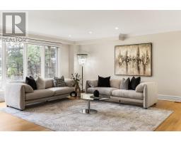 2154 Oneida Crescent, Mississauga, ON L5C1V6 Photo 18