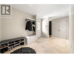 2154 Oneida Crescent, Mississauga, ON L5C1V6 Photo 19