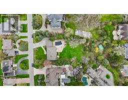2154 Oneida Crescent, Mississauga, ON L5C1V6 Photo 46