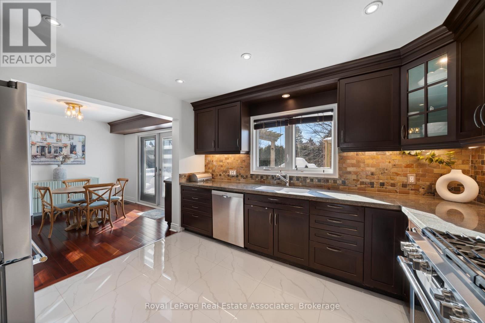 1550 WOODEDEN DRIVE - 16