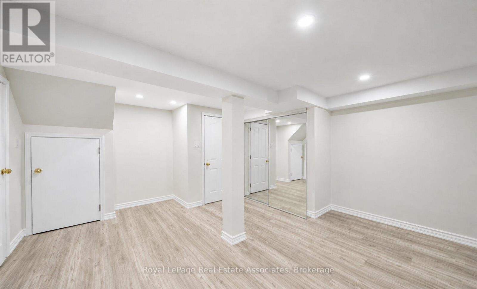 1550 WOODEDEN DRIVE - 32