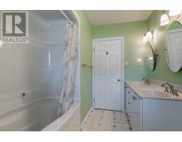 166 Elizabeth Crescent N, Whitby, ON L1N3R7 Photo 22