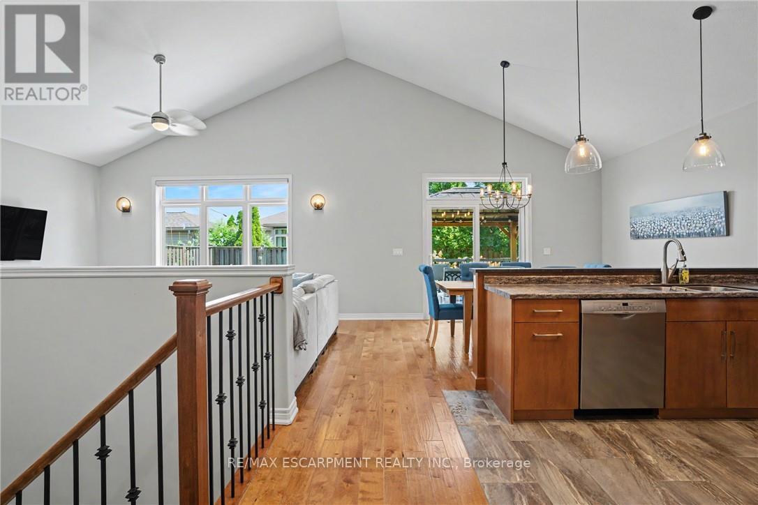12 SILVERWOOD AVENUE - 15