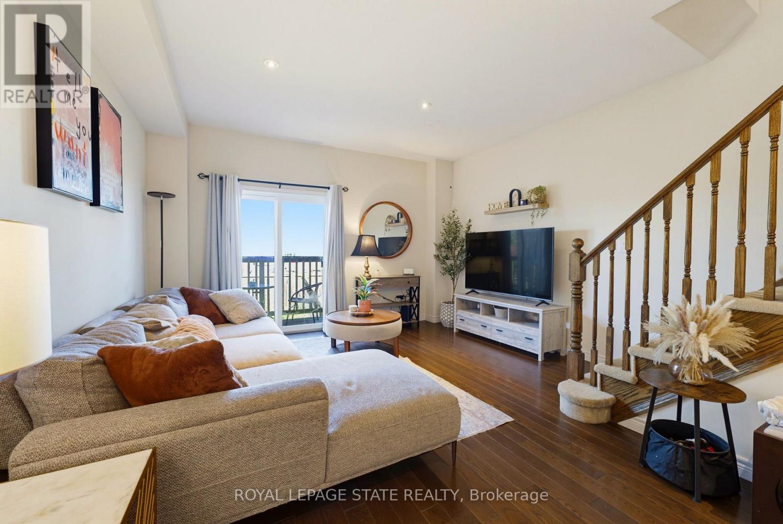 41 EDENROCK DRIVE - 16