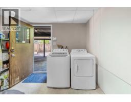 3255 Milton Avenue, North Vancouver, BC V7K2B3 Photo 24