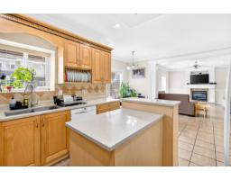 16688 63b Avenue, Surrey, BC V3S0W4 Photo 8