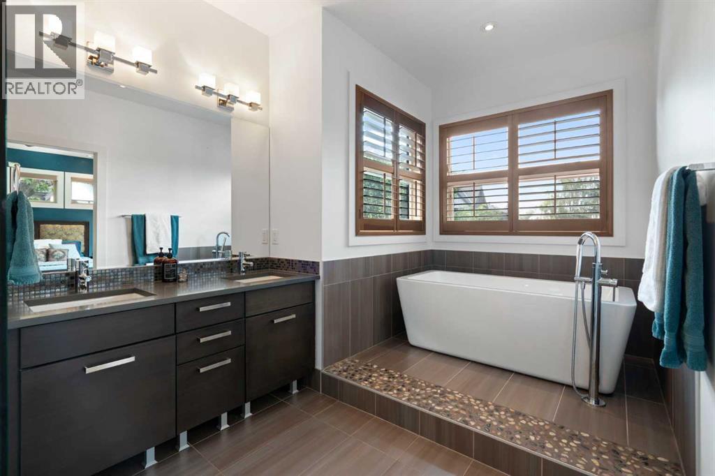 3542 7 Avenue SW - Image 36