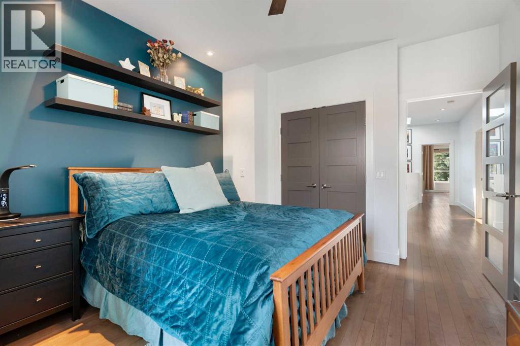 3542 7 Avenue SW - Image 25