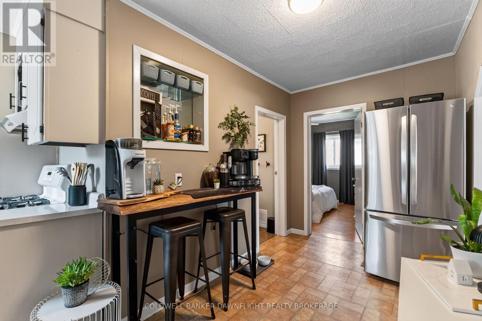 221 PRINCE ARTHUR STREET - Image 6