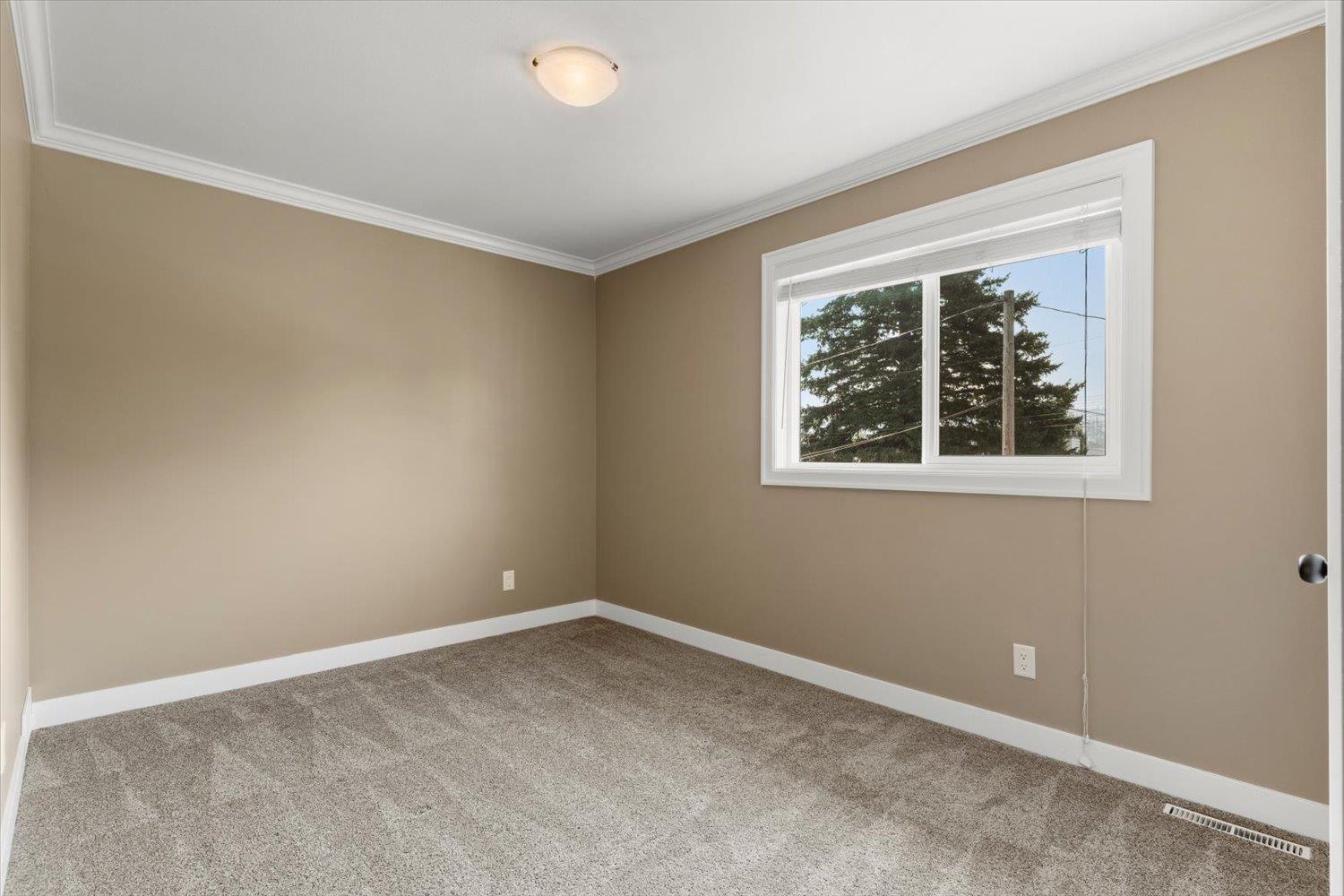 4 Bed, 4 Bath House for Sale in Chilliwack – 45387 JEWEL AVENUE, Sardis South, Chilliwack – MLS# R3153762 - Image 22