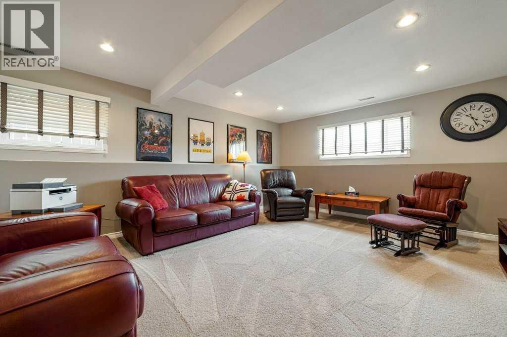 94 Assiniboia Way W - Image 25