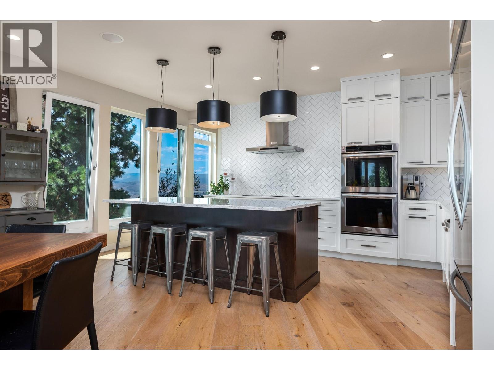195 Ravine Drive - 11