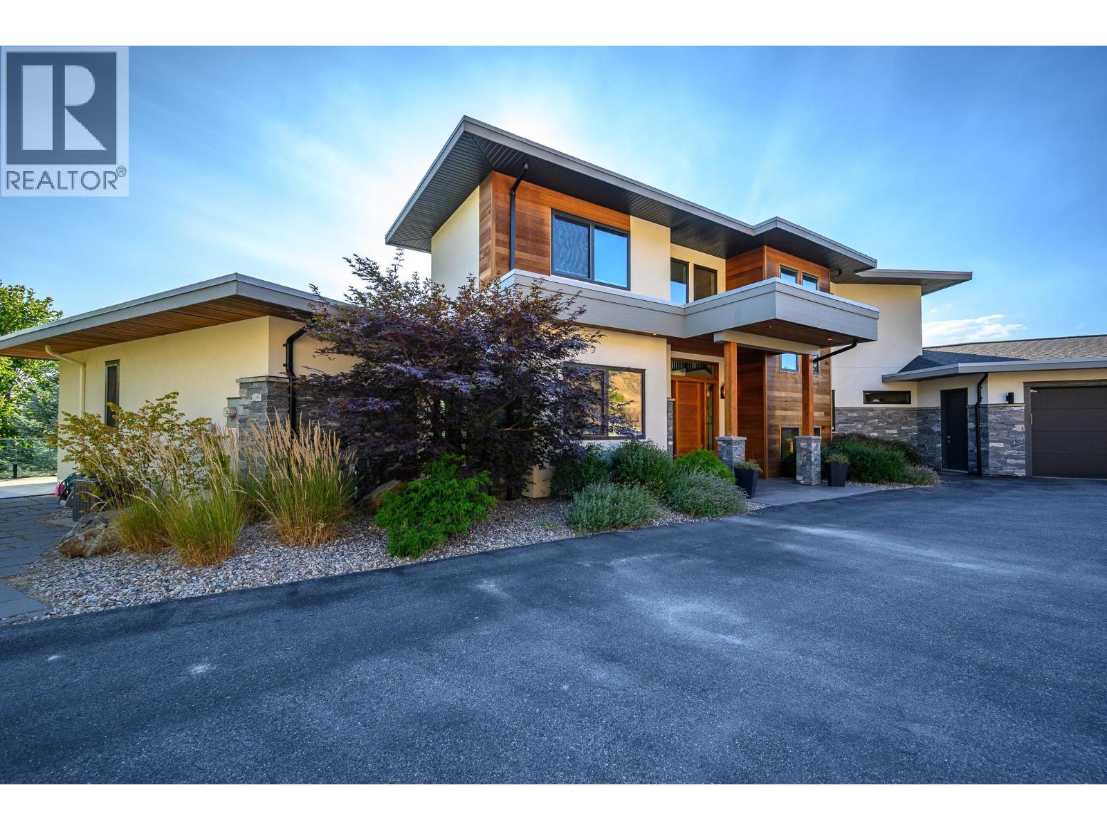 195 Ravine Drive - Image 3
