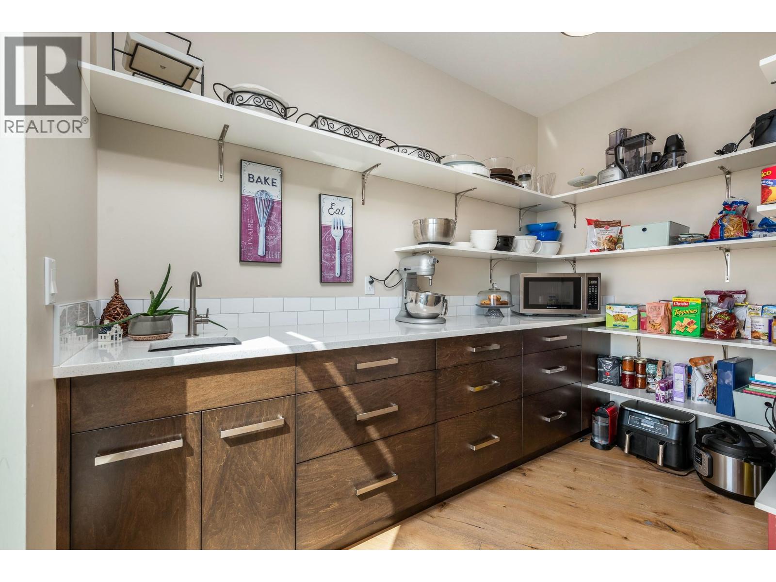 195 Ravine Drive - Image 13