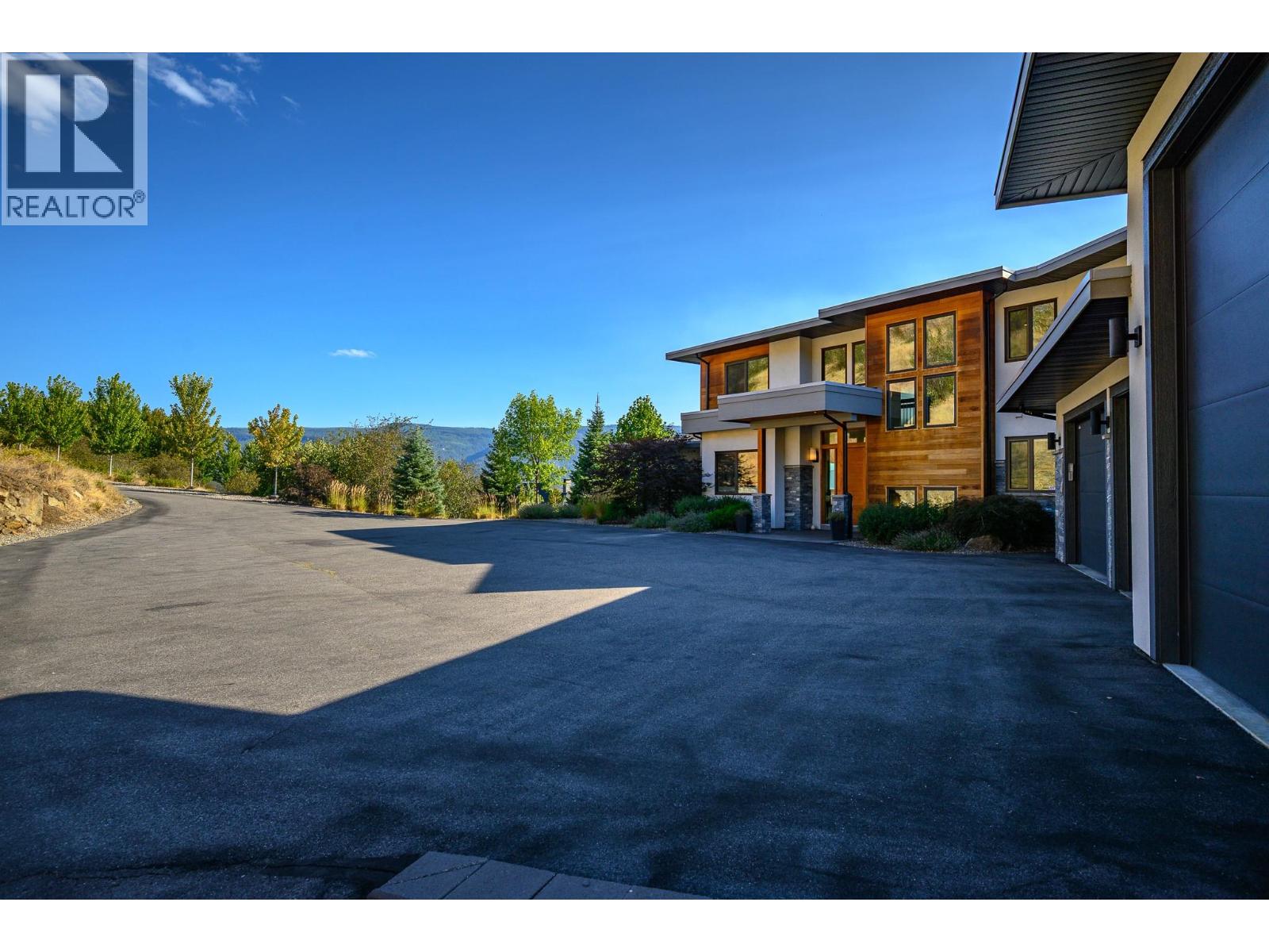 195 Ravine Drive - Image 55