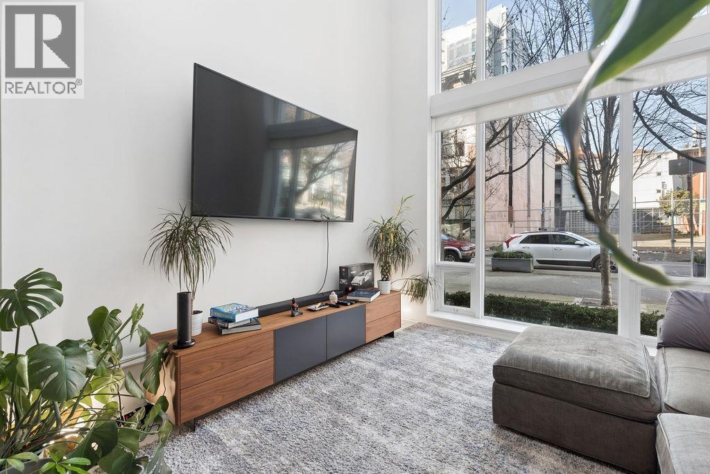 1 Bed, 2 Bath House for Sale in Vancouver – 1106 HORNBY STREET, Vancouver – MLS# R3154206 - Image 3