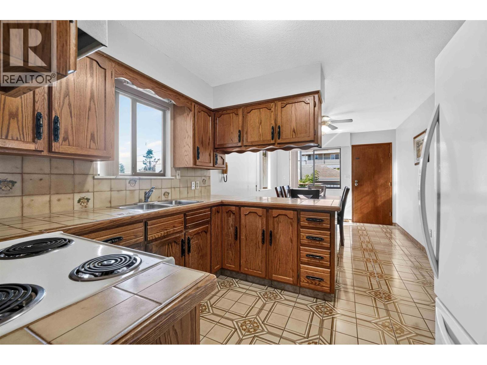 5 Bed, 3 Bath House for Sale in Vancouver – 2739 E 8TH AVENUE, Vancouver – MLS# R3154148 - Image 16