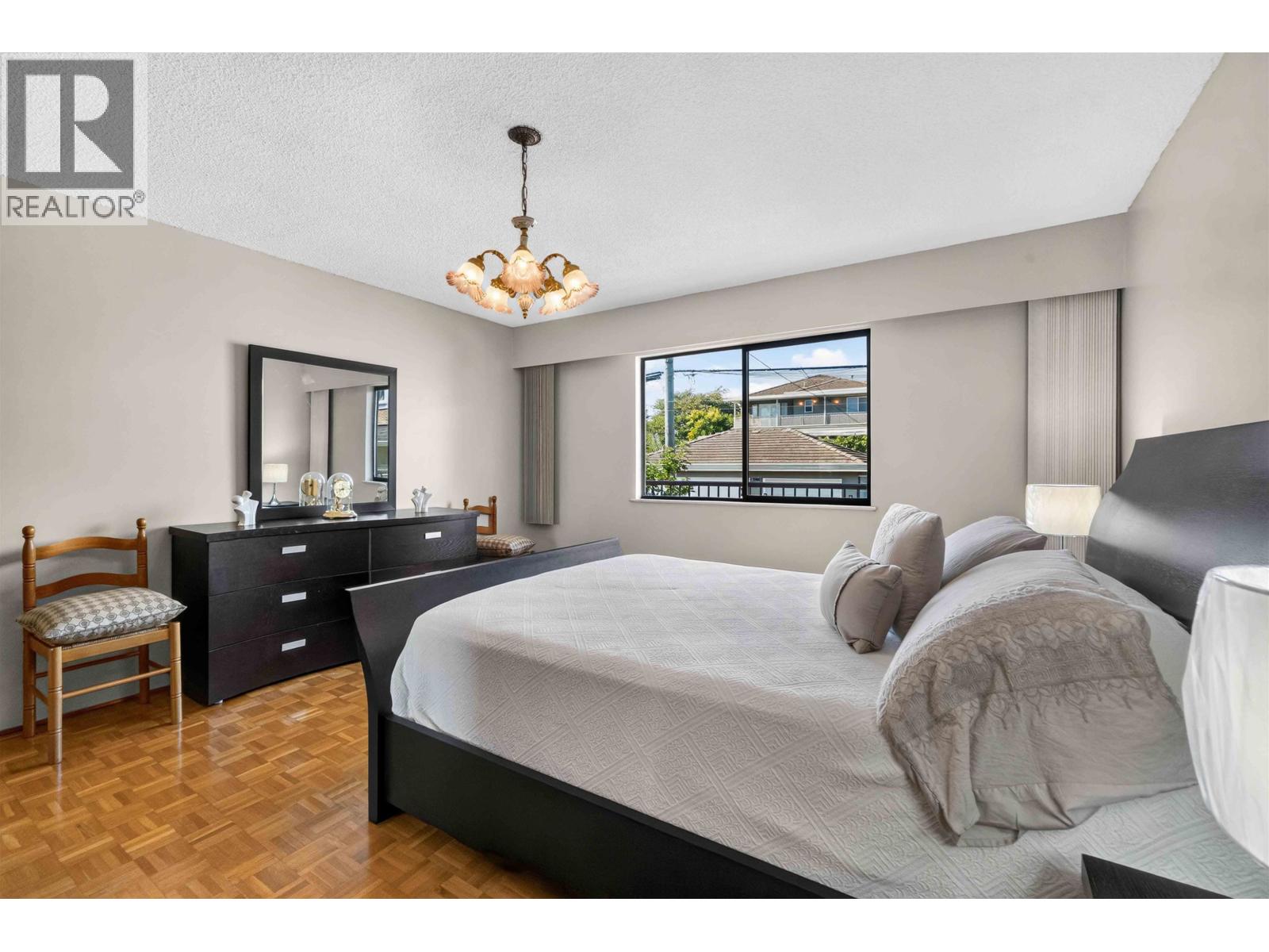5 Bed, 3 Bath House for Sale in Vancouver – 2739 E 8TH AVENUE, Vancouver – MLS# R3154148 - Image 25