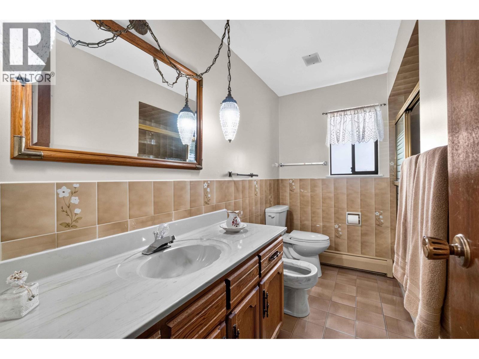 5 Bed, 3 Bath House for Sale in Vancouver – 2739 E 8TH AVENUE, Vancouver – MLS# R3154148 - Image 30