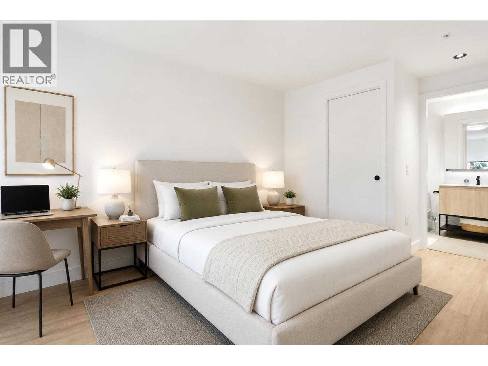 3 Bed, 3 Bath House for Sale in Vancouver – 3930 DUMFRIES STREET, Vancouver – MLS# R3154234 - Image 16