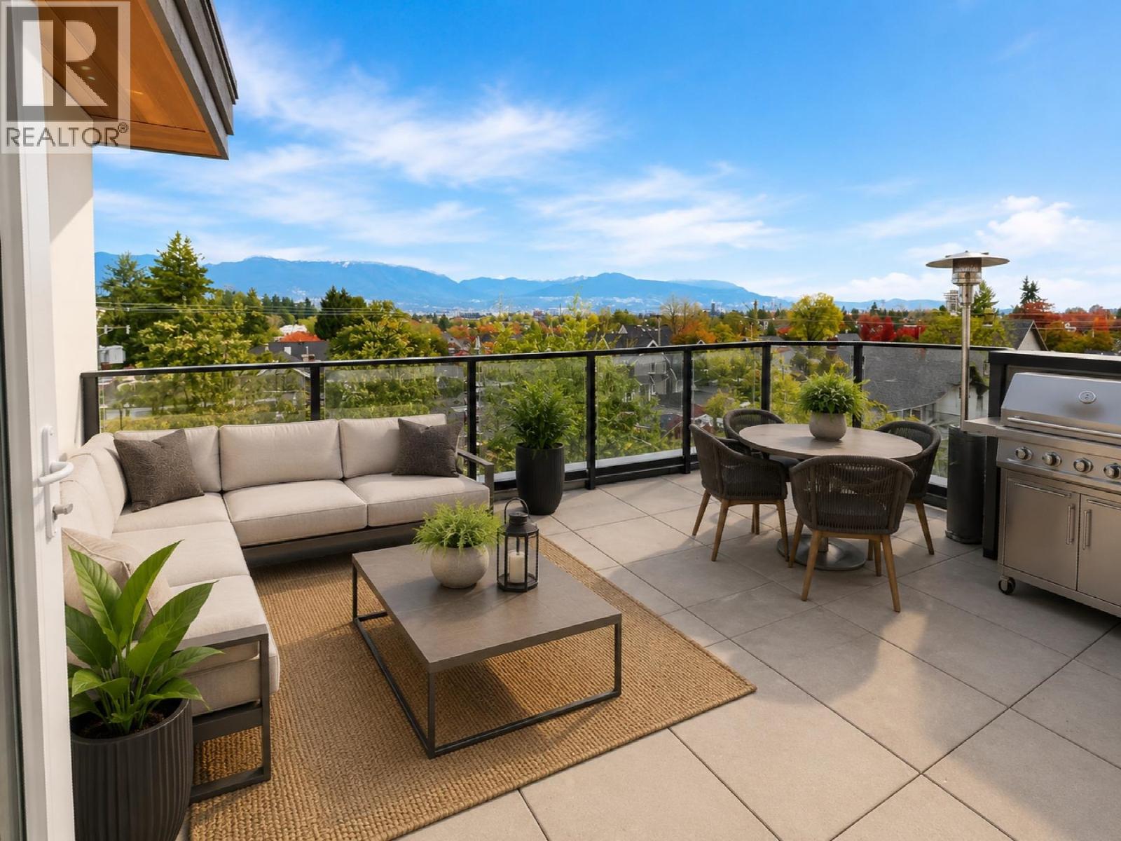 3 Bed, 3 Bath House for Sale in Vancouver – 3930 DUMFRIES STREET, Vancouver – MLS# R3154234 - Image 4