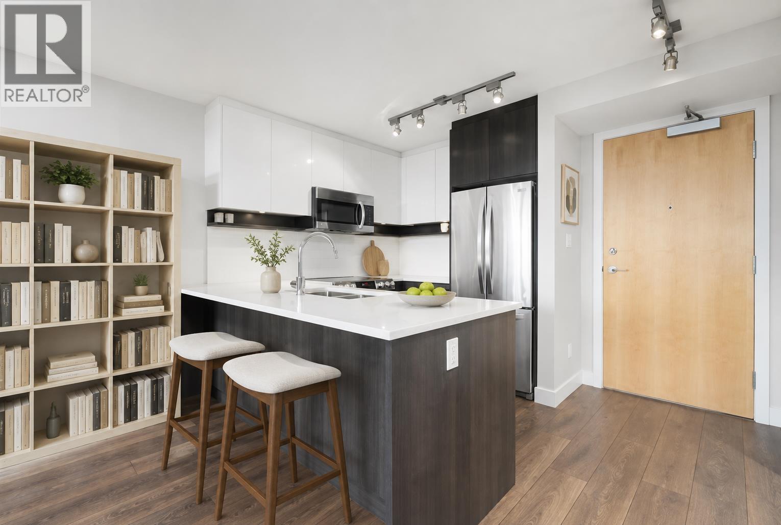 1 Bed, 1 Bath House for Rent in Coquitlam – 1206 958 RIDGEWAY, Coquitlam – MLS# R3154261 - Image 3