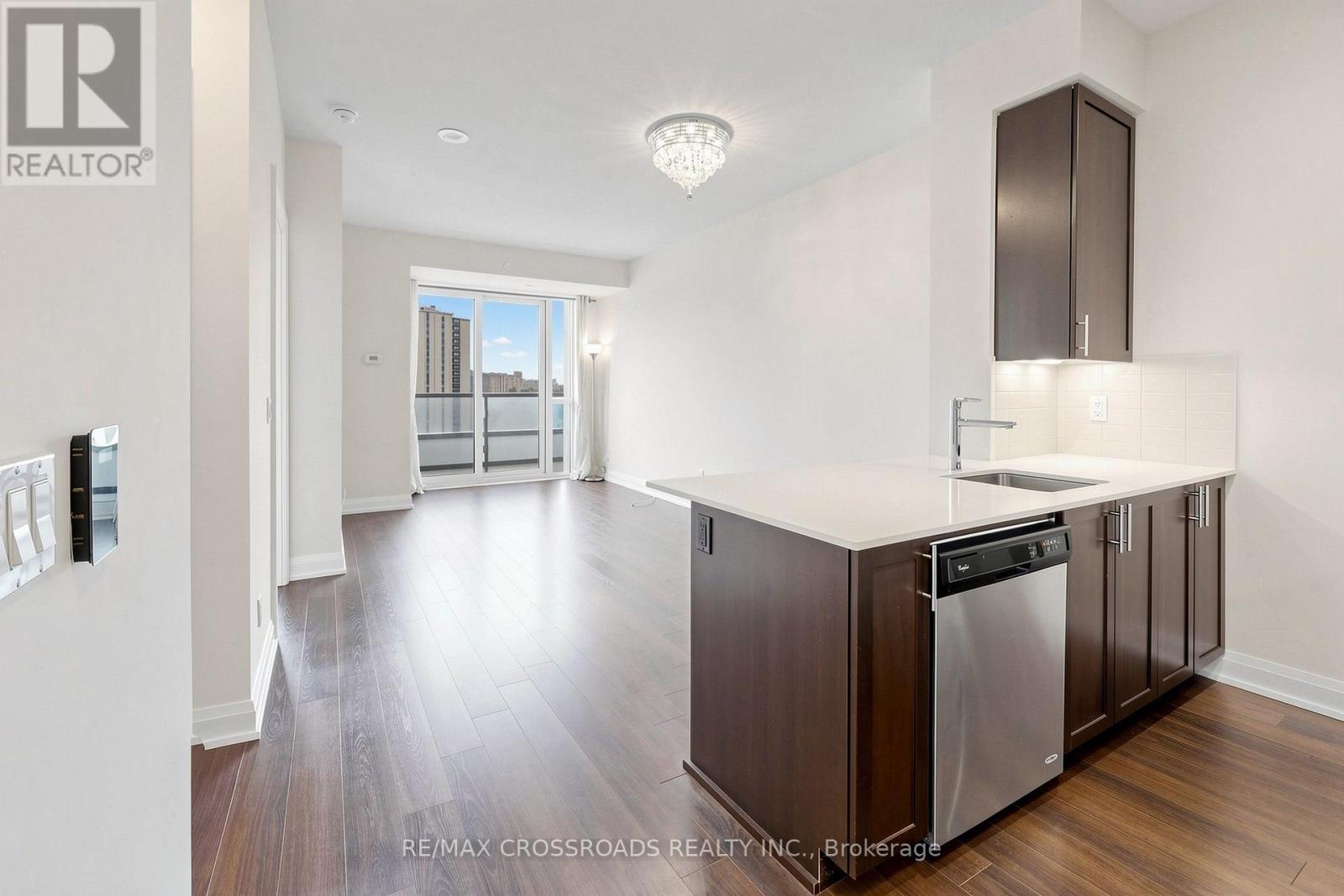 #2006 18 GRAYDON HALL DRIVE - 21