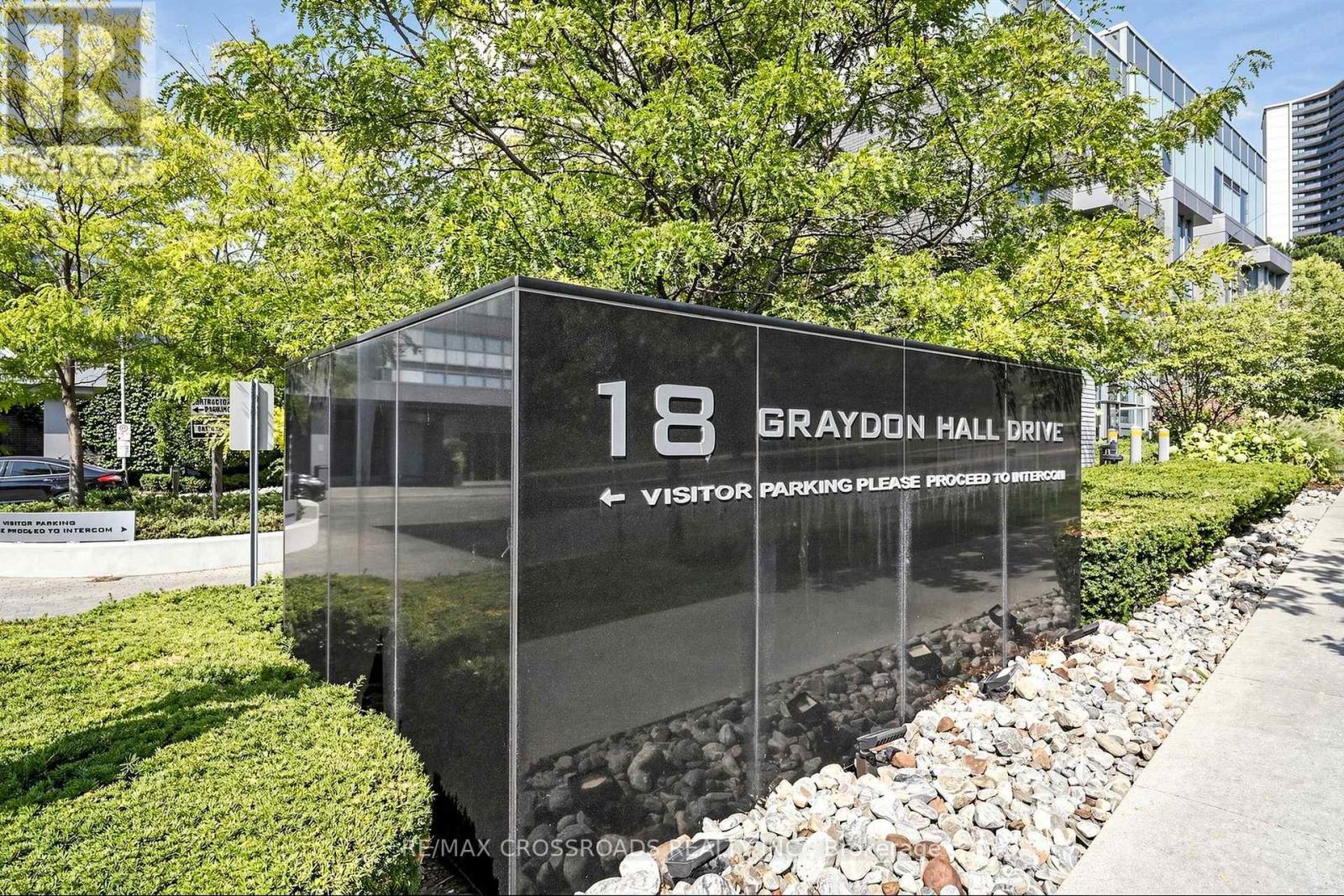 #2006 18 GRAYDON HALL DRIVE - 4