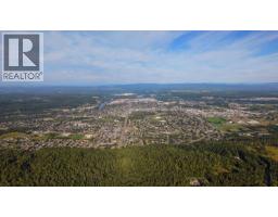 8142 Ridge Drive, Prince George, BC V2M7C8 Photo 6