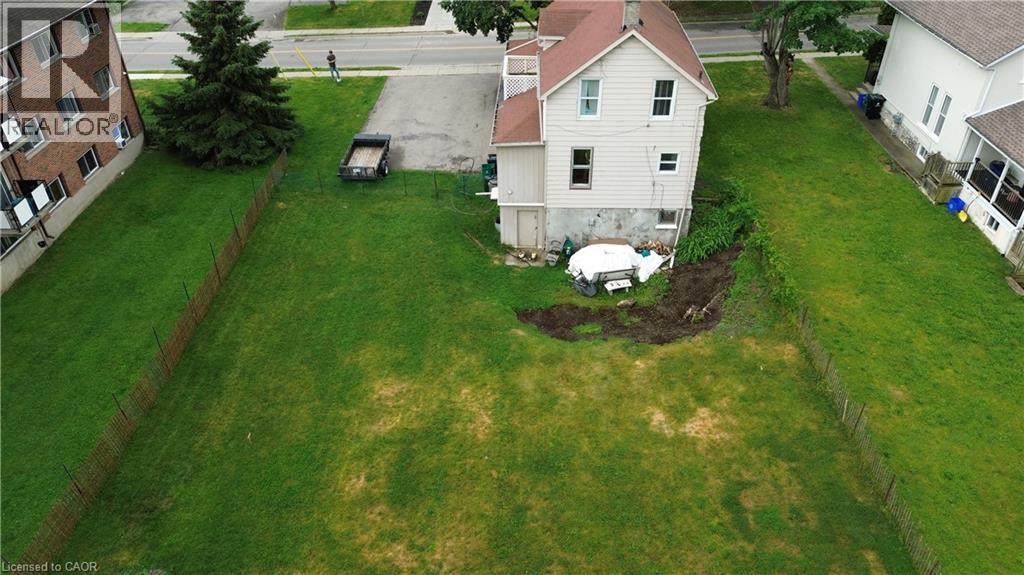 841 DUKE Street, Cambridge — photo 2