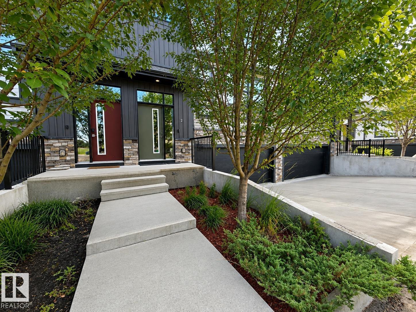 #2 14715 125 ST NW - 2