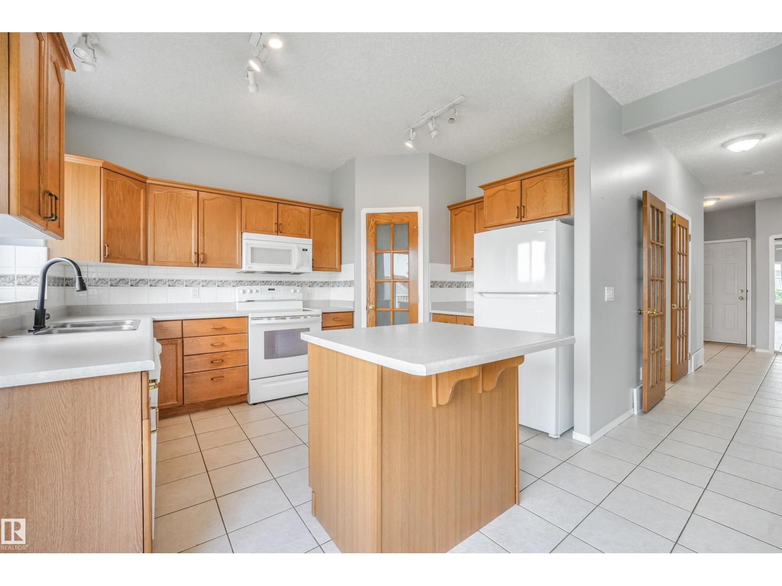 74 CATALINA DR - Image 15