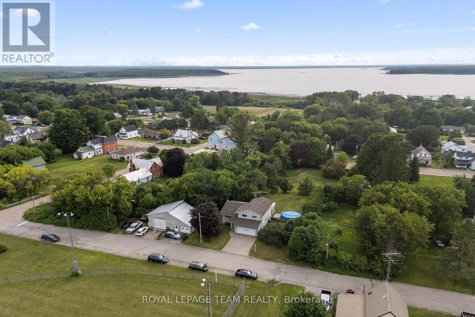 1315 JESSIE STREET - 3