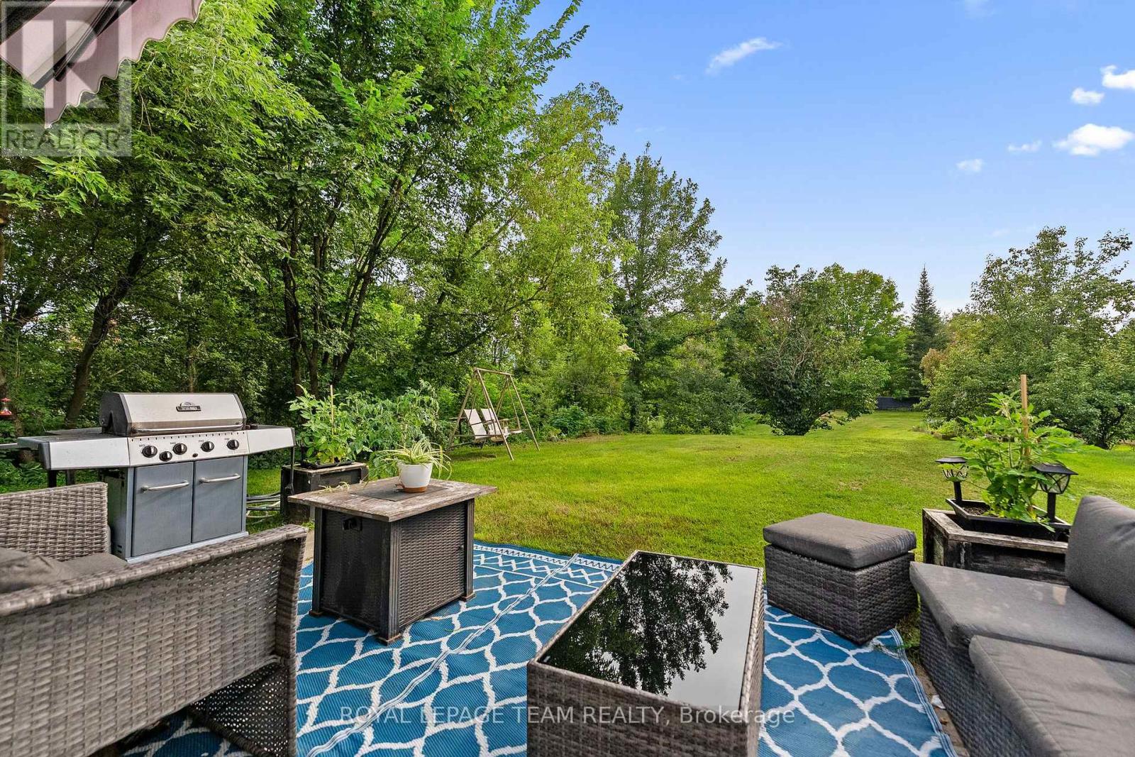 1315 JESSIE STREET - 34