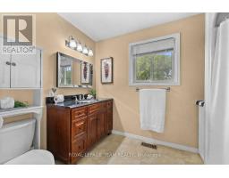 1315 Jessie Street, Whitewater Region, ON K0J2L0 Photo 19