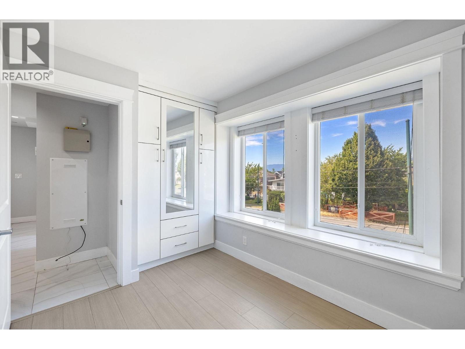 6 Bed, 4 Bath House for Sale in Vancouver – 1 2430 E 41 STREET, Vancouver – MLS# R3153326 - Image 18