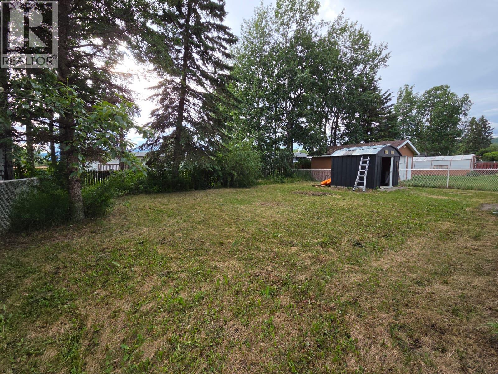 5117 43 Street NE - 35