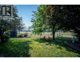 Primary Bedroom - 3544 Navatanee Drive, Kamloops, BC V2H1S1 Photo 8