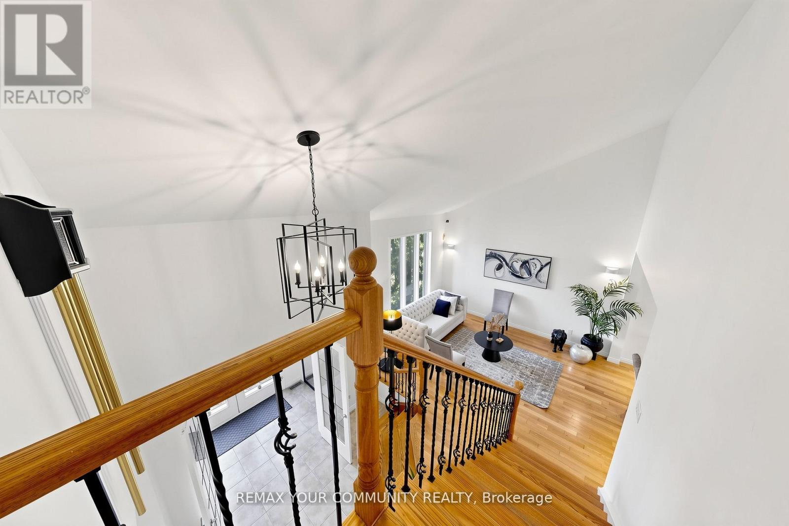 32 BRAWTON DRIVE N - 23