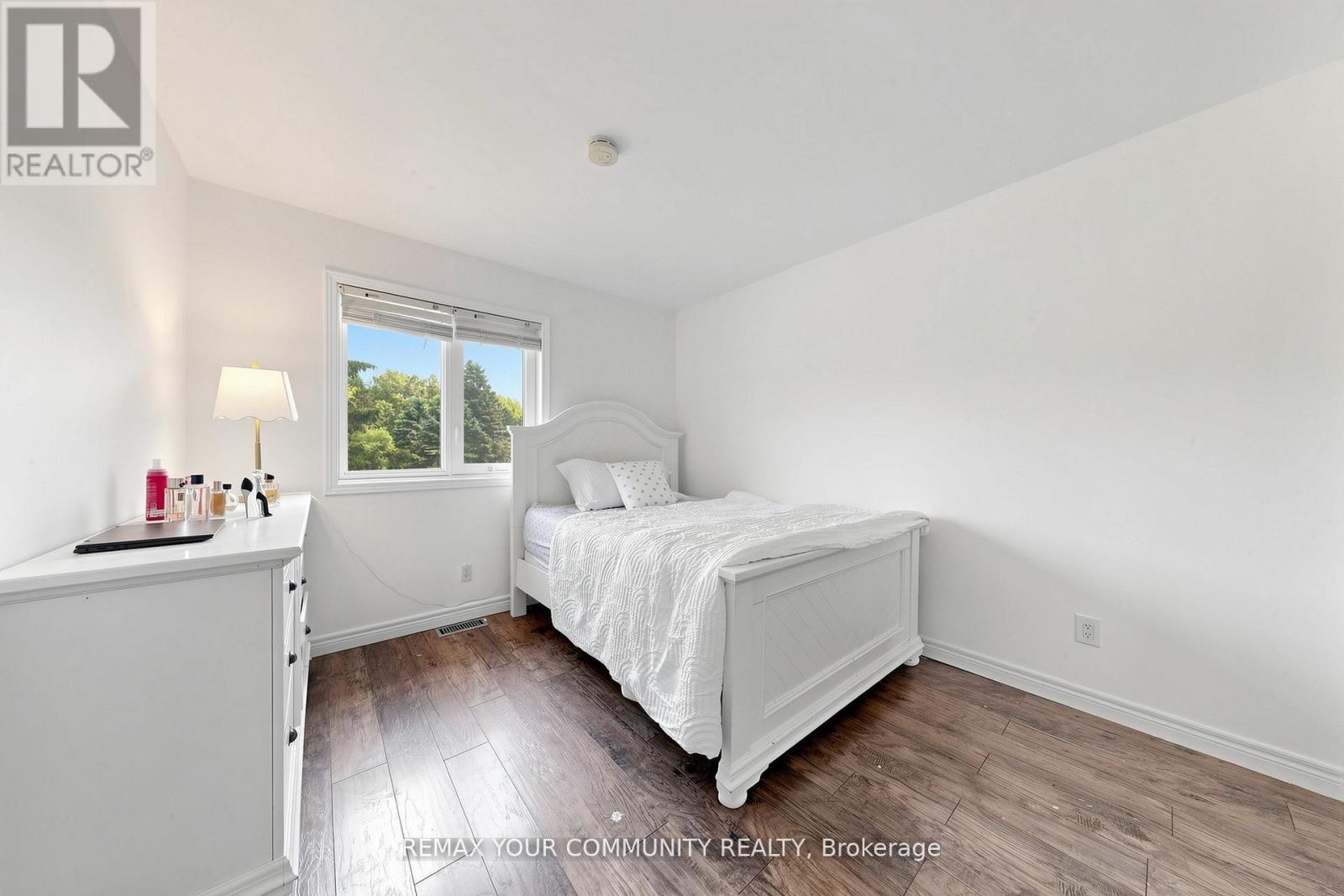 32 BRAWTON DRIVE N - 24